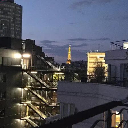 Penthouse Vue Tour Eiffel 2 Parkings Free - 2 Terrasses - Entièrement Climatisé Porte De Versailles 4 - 6 Pers